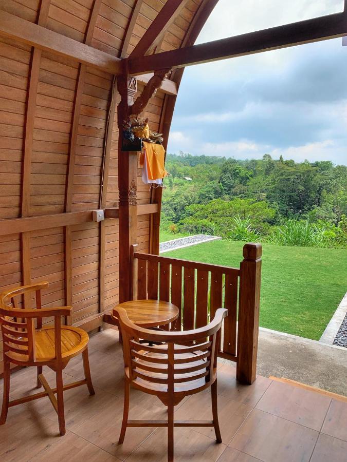 Besakih Homestay & Villa Экстерьер фото