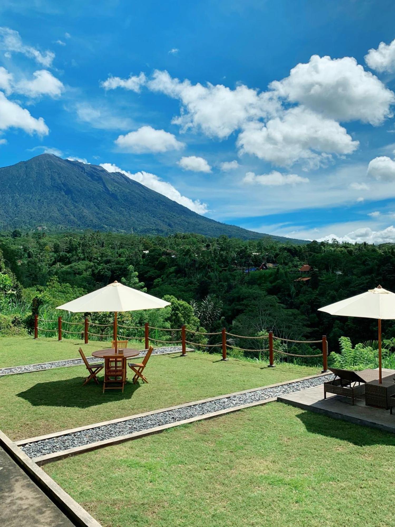 Besakih Homestay & Villa Экстерьер фото